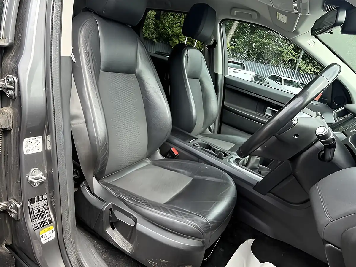 Used 2017 Land Rover Discovery Sport Pure Edition Grey - Interior and Exterior details 15