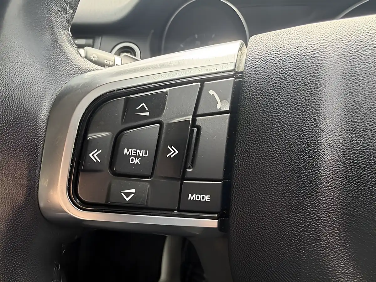 Used 2017 Land Rover Discovery Sport Pure Edition Grey - Interior and Exterior details 19