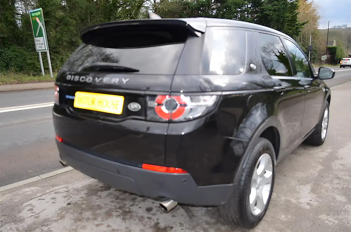 Used 2017 Land Rover Discovery Sport Pure Special Edition Black - Interior and Exterior details 8