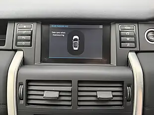 Used 2017 Land Rover Discovery Sport Se Green - Interior and Exterior details 15