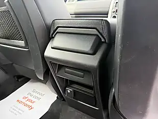 Used 2017 Land Rover Discovery Sport Se Green - Interior and Exterior details 16