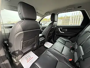 Used 2017 Land Rover Discovery Sport Se Green - Interior and Exterior details 17