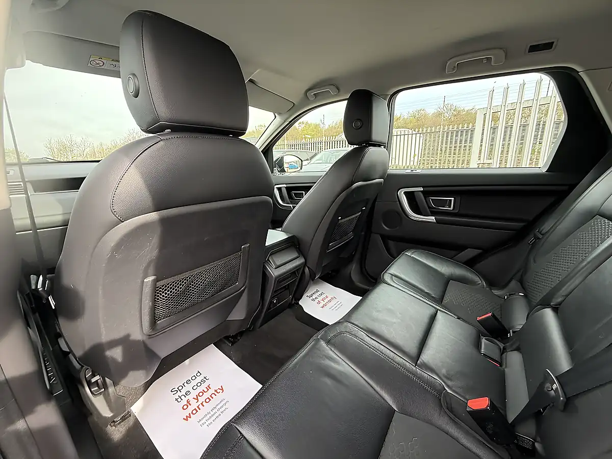Used 2017 Land Rover Discovery Sport Se Green - Interior and Exterior details 17