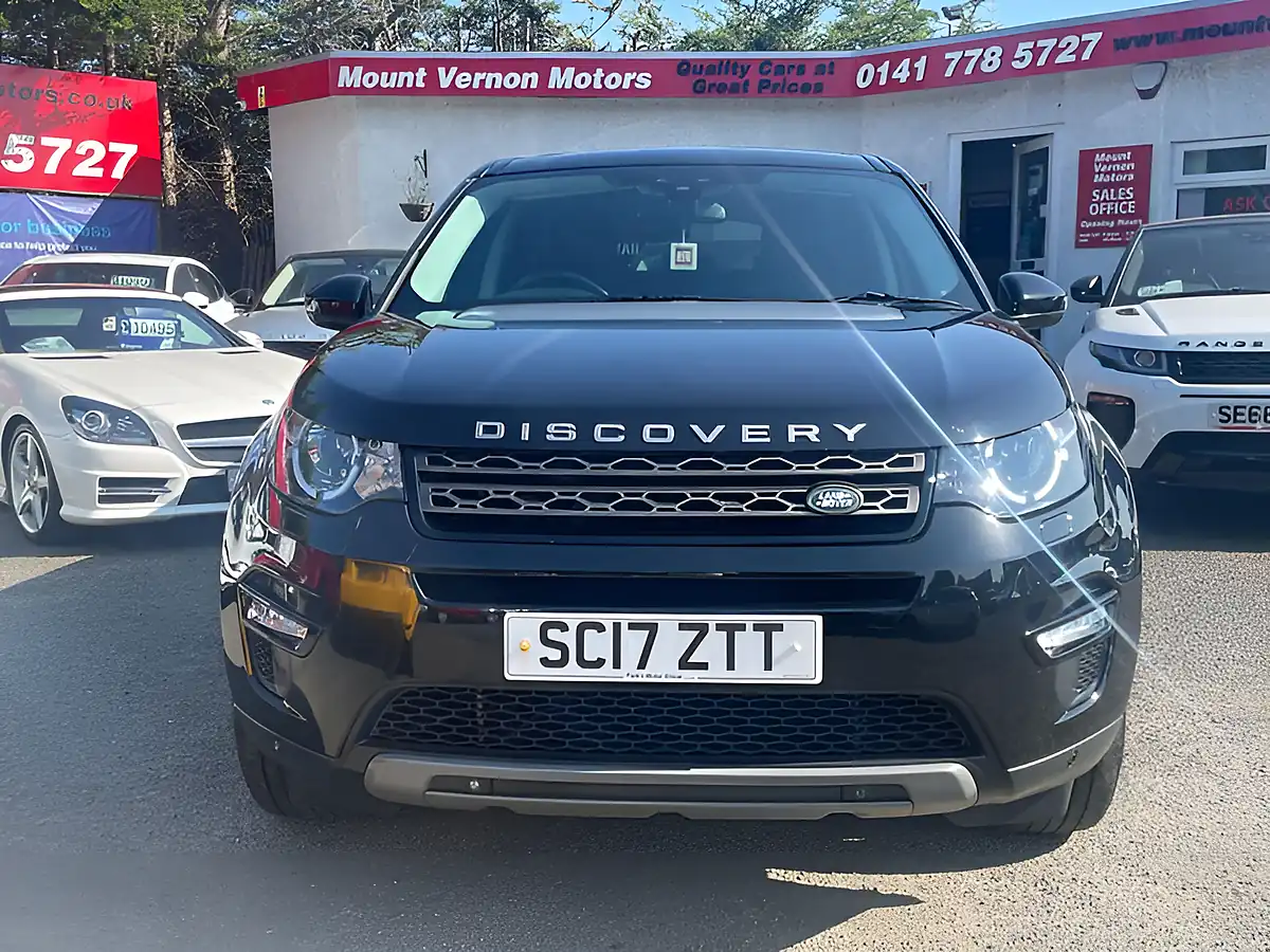 Used 2017 Land Rover Discovery Sport Se Tech Black - Interior and Exterior details 11