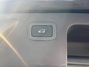 Used 2017 Land Rover Discovery Sport Se Tech Black - Interior and Exterior details 14