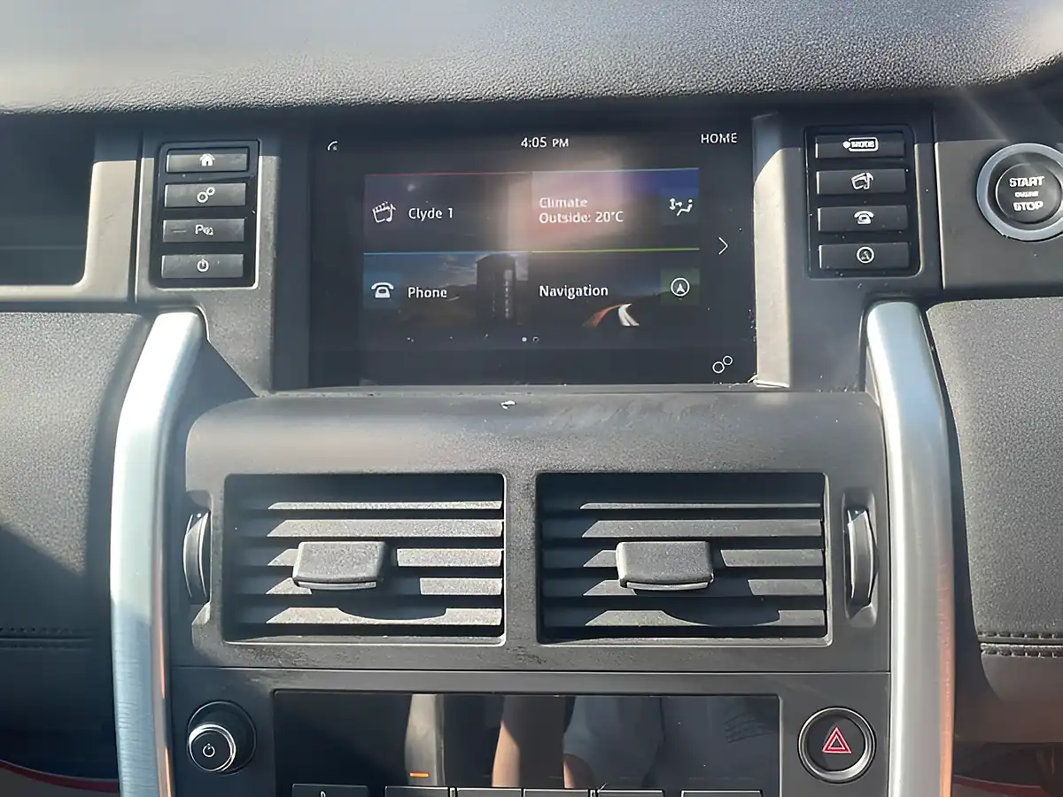 Used 2017 Land Rover Discovery Sport Se Tech Black - Interior and Exterior details 16