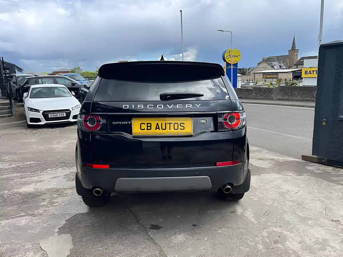 Used 2017 Land Rover Discovery Sport Se Tech Black - Interior and Exterior details 5