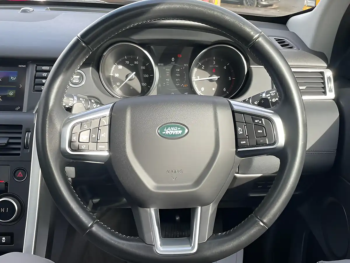 Used 2017 Land Rover Discovery Sport Se Tech Blue - Interior and Exterior details 19