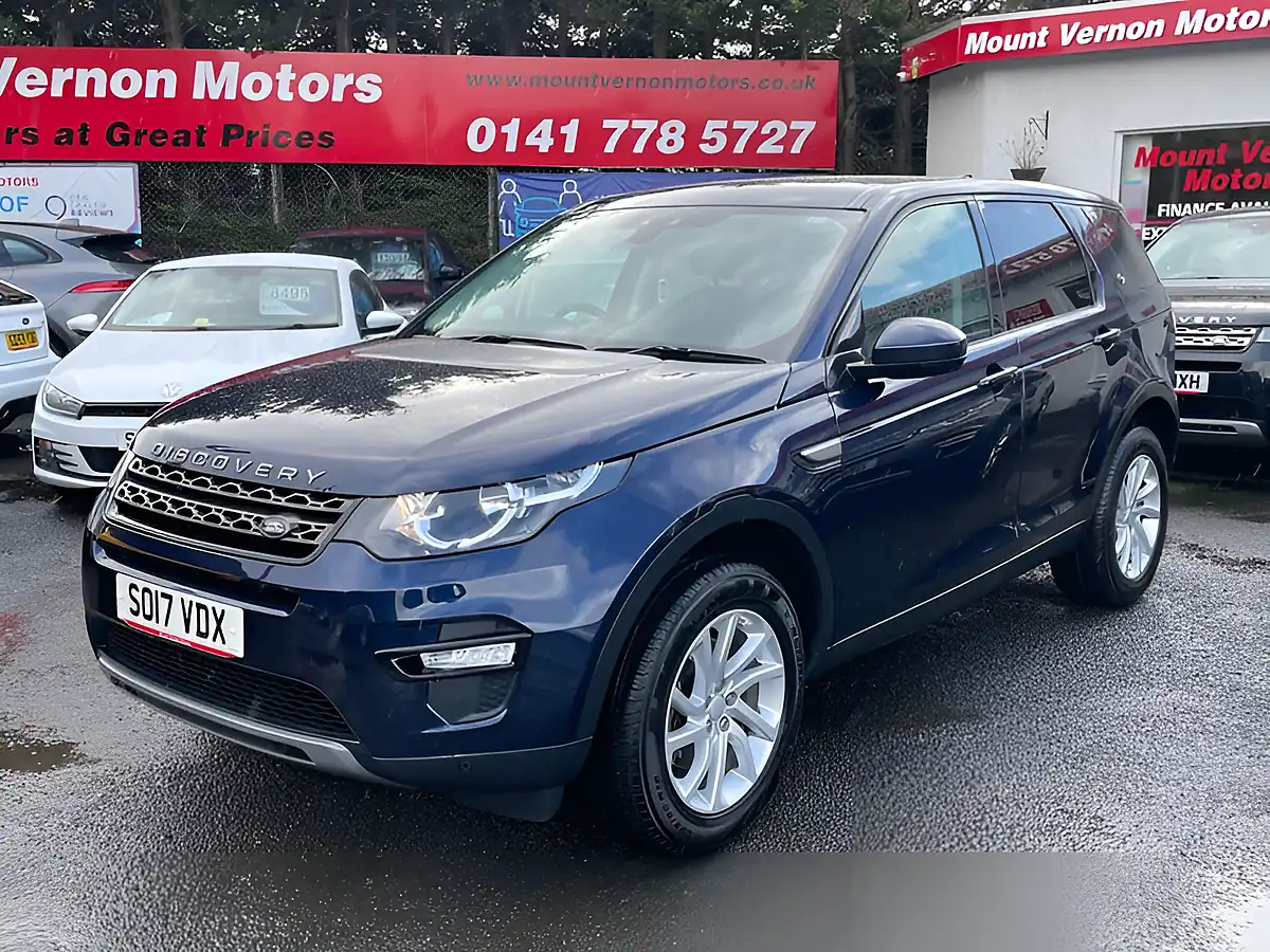 Used 2017 Land Rover Discovery Sport Se Tech Blue - Interior and Exterior details 4