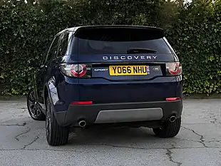 Used 2017 Land Rover Discovery Sport Se Tech Blue - Interior and Exterior details 6