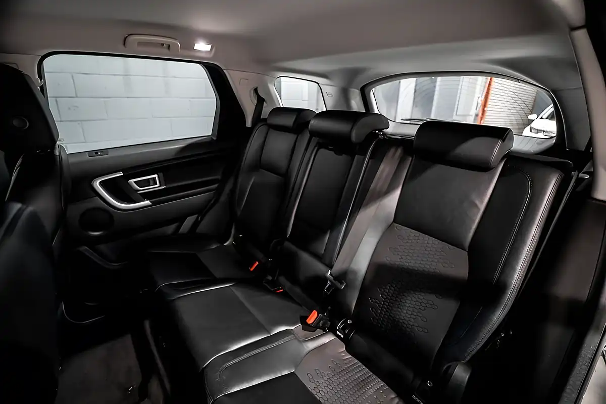 Used 2017 Land Rover Discovery Sport Se Tech Brown - Interior and Exterior details 18