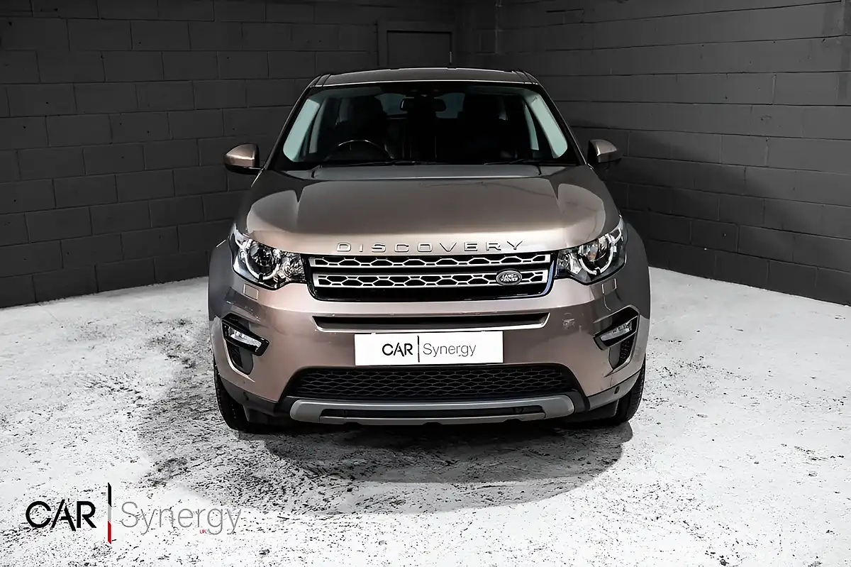 Used 2017 Land Rover Discovery Sport Se Tech Brown - Interior and Exterior details 5