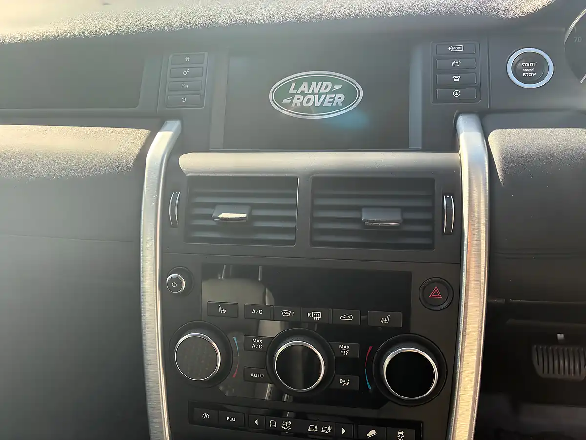 Used 2017 Land Rover Discovery Sport Se Tech Brown - Interior and Exterior details 11