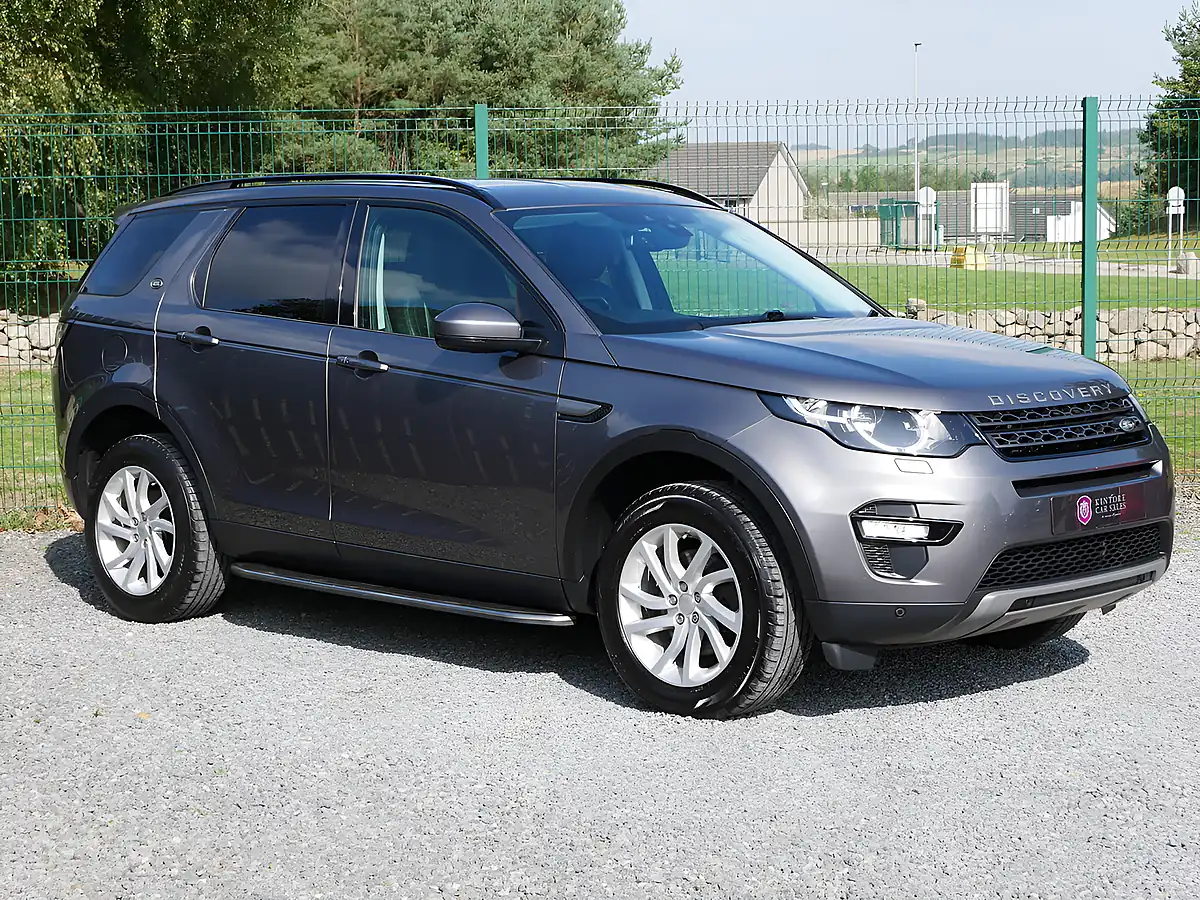 Used 2017 Land Rover Discovery Sport Se Tech Corris Grey - Interior and Exterior details 2