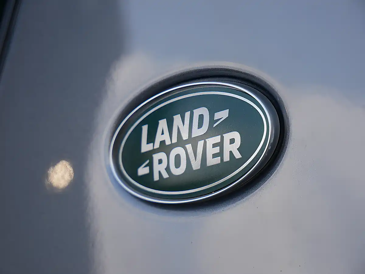 Used 2017 Land Rover Discovery Sport Se Tech Corris Grey - Interior and Exterior details 20