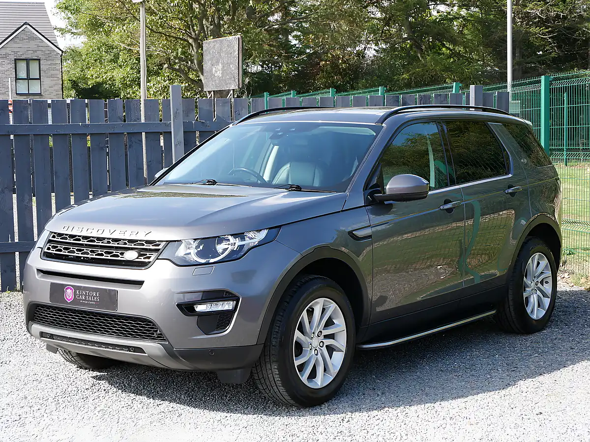 Used 2017 Land Rover Discovery Sport Se Tech Corris Grey - Interior and Exterior details 4