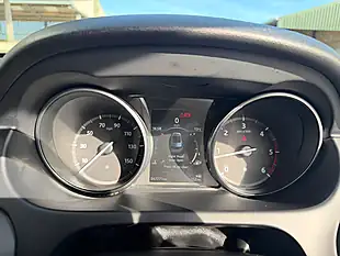 Used 2017 Land Rover Discovery Sport Se Tech Grey - Interior and Exterior details 14