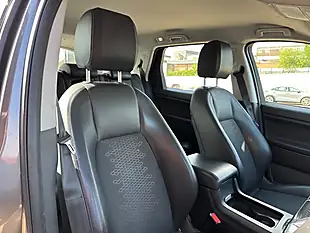 Used 2017 Land Rover Discovery Sport Se Tech Grey - Interior and Exterior details 11