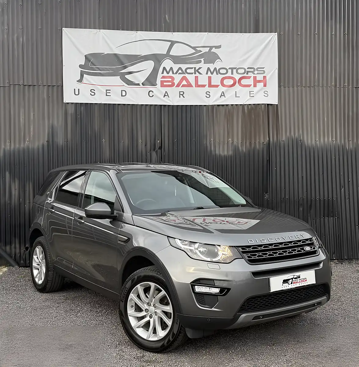 Used 2017 Land Rover Discovery Sport Se Tech Grey - Front View