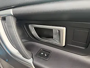 Used 2017 Land Rover Discovery Sport Se Tech Grey - Interior and Exterior details 18