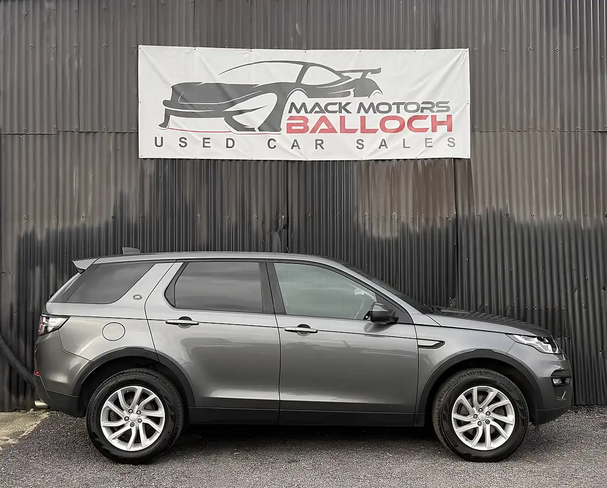 Used 2017 Land Rover Discovery Sport Se Tech Grey - Interior and Exterior details 4