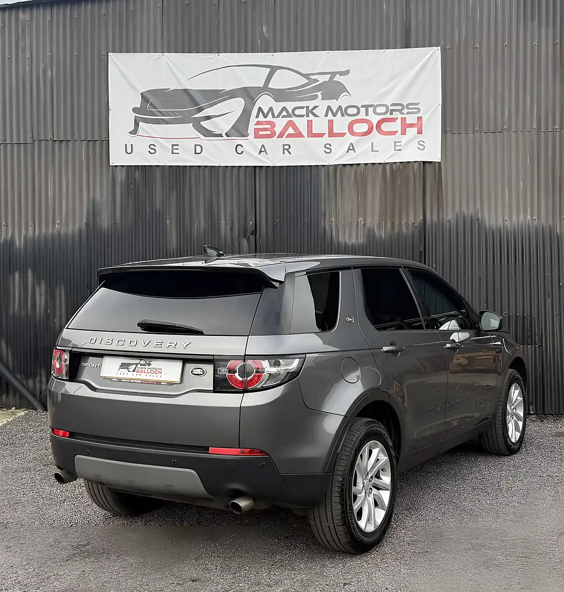 Used 2017 Land Rover Discovery Sport Se Tech Grey - Interior and Exterior details 5