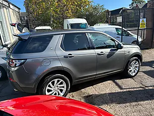 Used 2017 Land Rover Discovery Sport Se Tech Grey - Interior and Exterior details 3