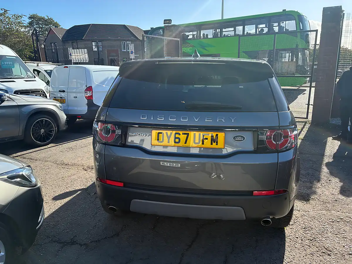Used 2017 Land Rover Discovery Sport Se Tech Grey - Interior and Exterior details 4