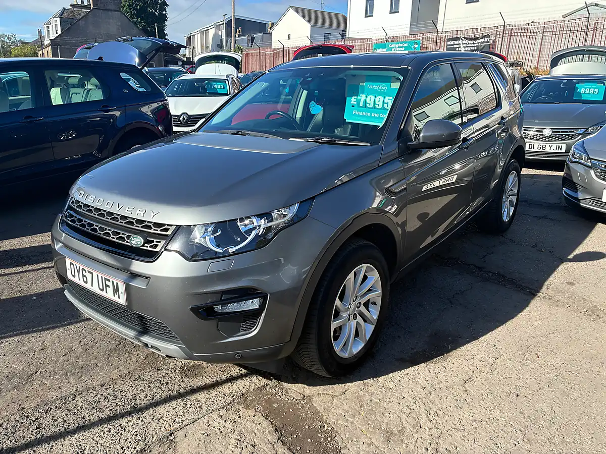 Used 2017 Land Rover Discovery Sport Se Tech Grey - Interior and Exterior details 7