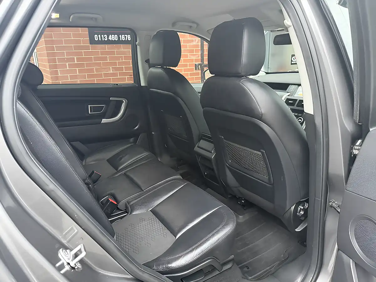Used 2017 Land Rover Discovery Sport Se Tech Grey - Interior and Exterior details 14