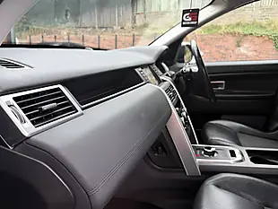 Used 2017 Land Rover Discovery Sport Se Tech Grey - Interior and Exterior details 18