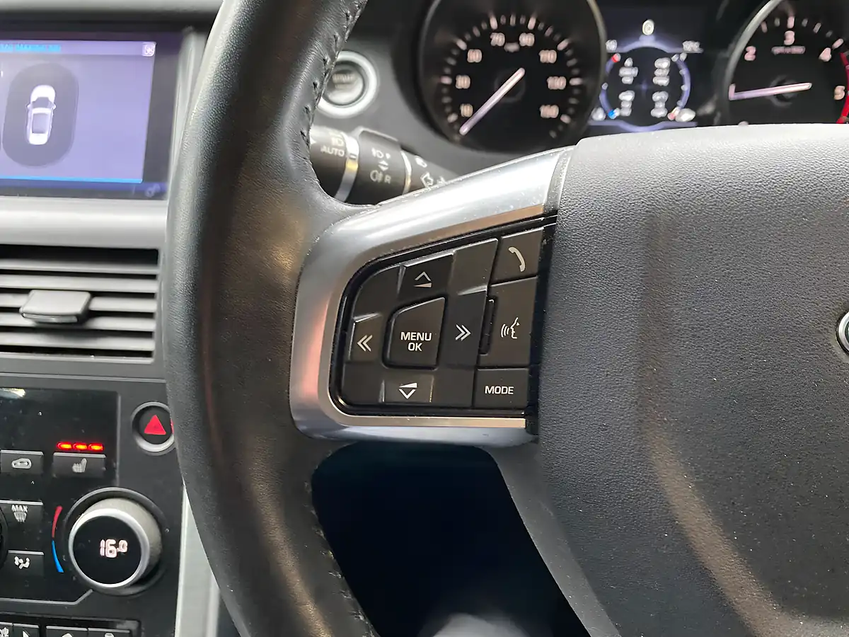Used 2017 Land Rover Discovery Sport Se Tech Grey - Interior and Exterior details 15