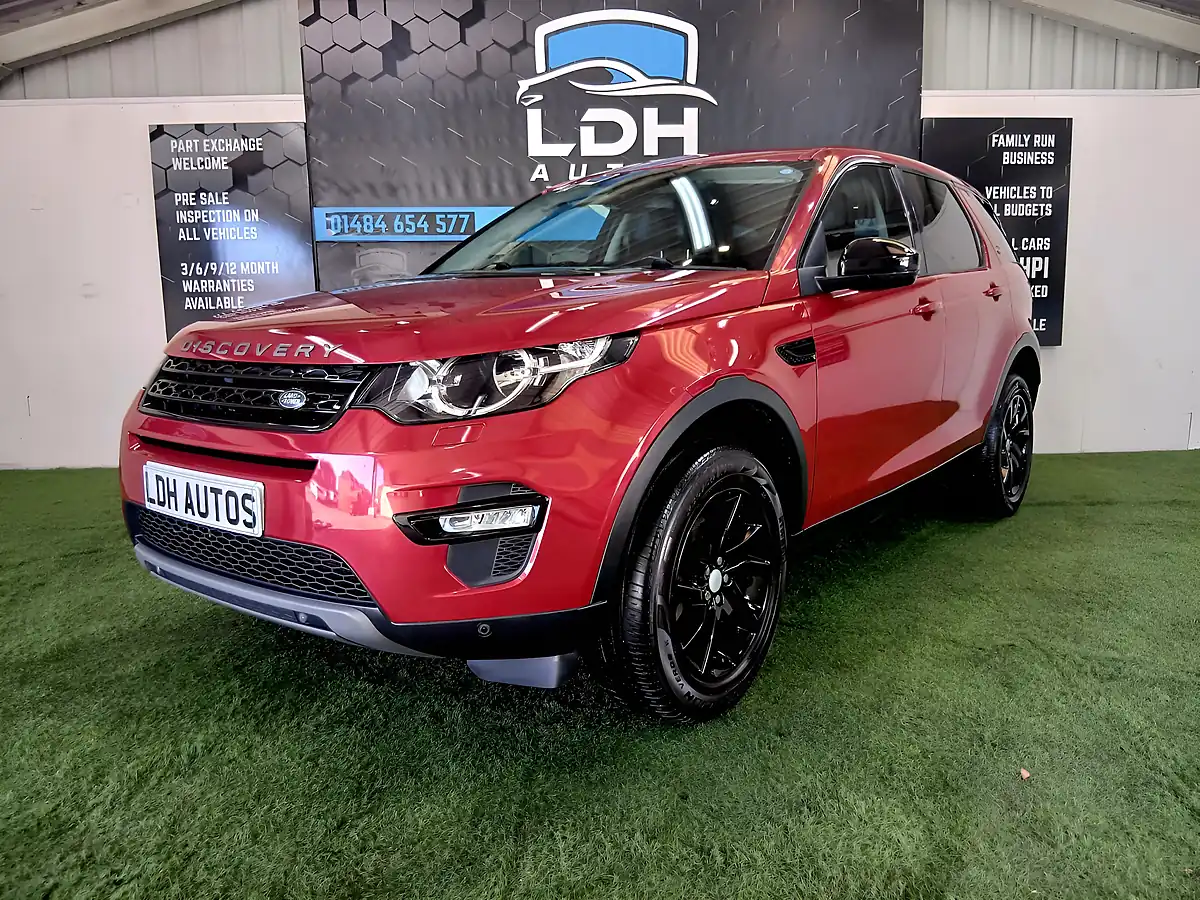 Used 2017 Land Rover Discovery Sport Se Tech Red - Front View