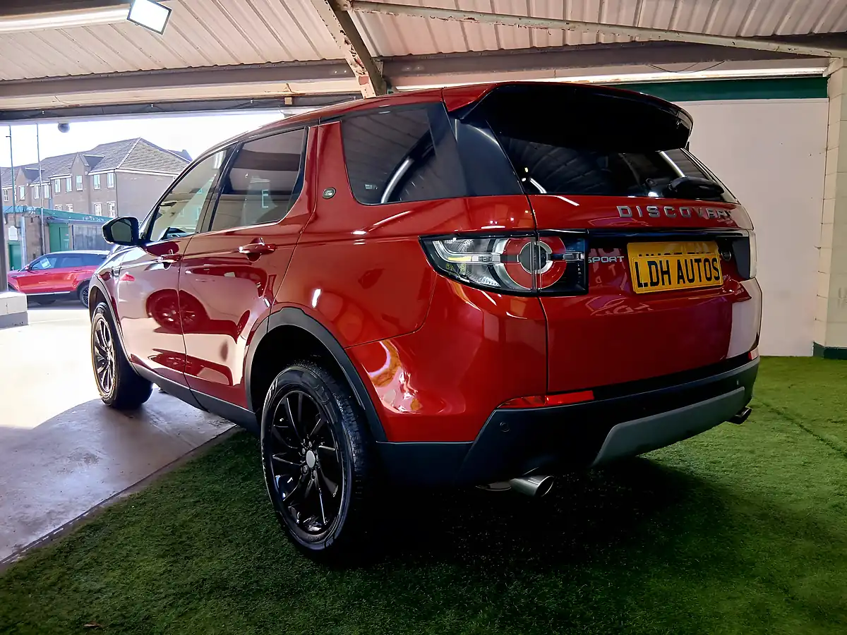 Used 2017 Land Rover Discovery Sport Se Tech Red - Interior and Exterior details 13