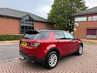 Used 2017 Land Rover Discovery Sport Se Tech Red - Interior and Exterior details 10