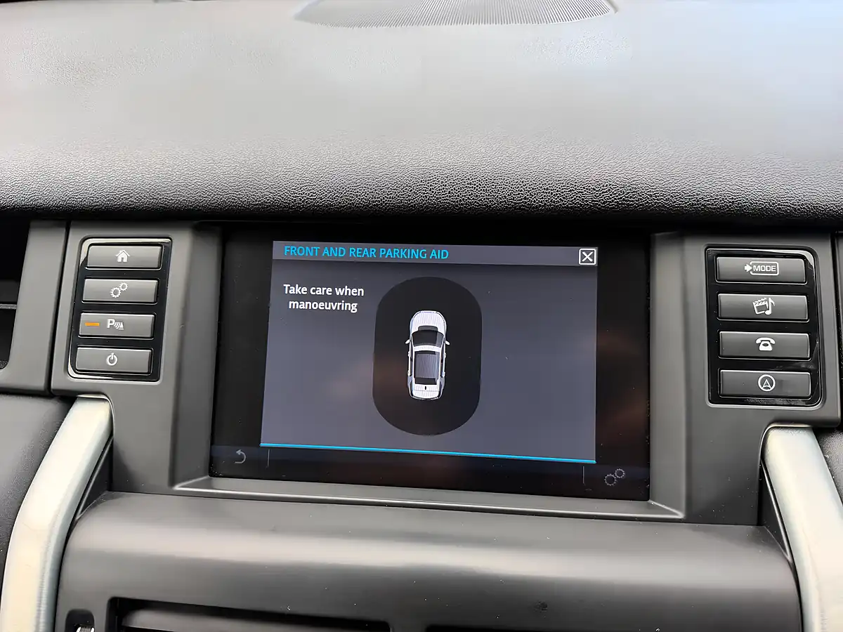 Used 2017 Land Rover Discovery Sport Se Tech Red - Interior and Exterior details 17