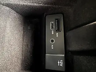 Used 2017 Land Rover Discovery Sport Se Tech Red - Interior and Exterior details 18