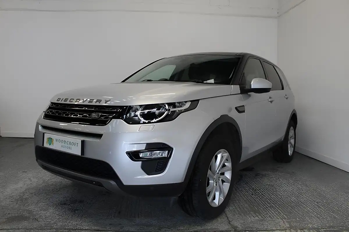 Used 2017 Land Rover Discovery Sport Se Tech Silver - Interior and Exterior details 2