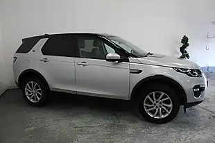 Used 2017 Land Rover Discovery Sport Se Tech Silver - Interior and Exterior details 3