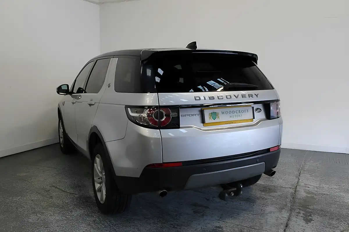 Used 2017 Land Rover Discovery Sport Se Tech Silver - Interior and Exterior details 5