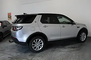 Used 2017 Land Rover Discovery Sport Se Tech Silver - Interior and Exterior details 8
