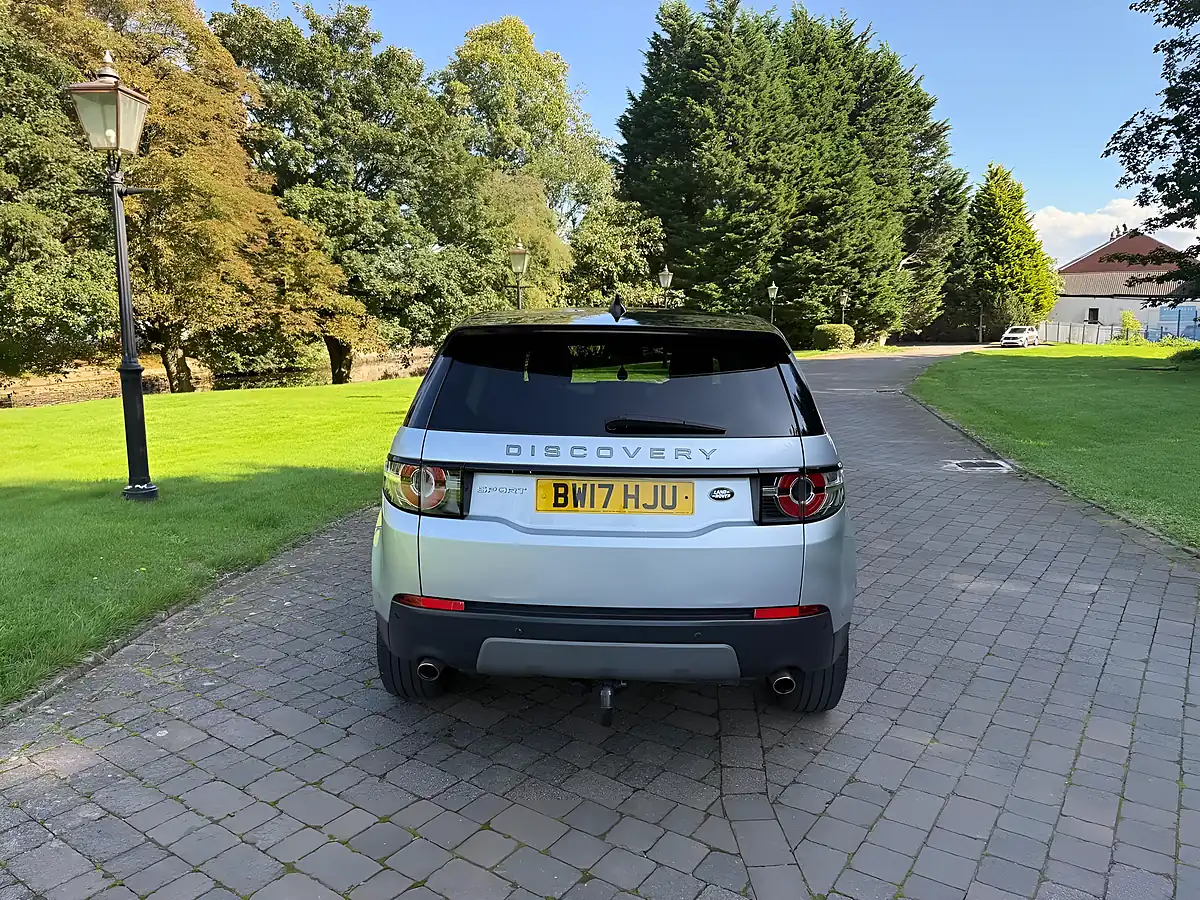 Used 2017 Land Rover Discovery Sport Se Tech Silver - Interior and Exterior details 4
