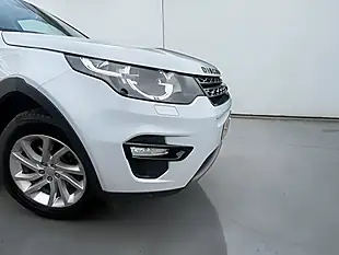 Used 2017 Land Rover Discovery Sport Se Tech White - Interior and Exterior details 11