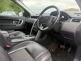 Used 2017 Land Rover Discovery Sport Se Tech White - Interior and Exterior details 16