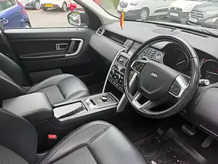 Used 2017 Land Rover Discovery Sport Se Tech White - Interior and Exterior details 20