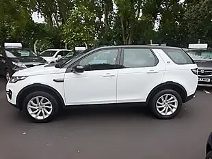 Used 2017 Land Rover Discovery Sport Se Tech White - Interior and Exterior details 4