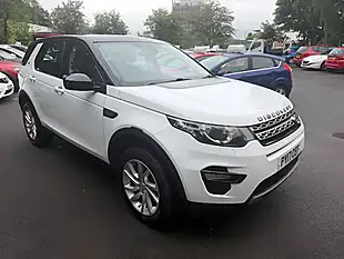 Used 2017 Land Rover Discovery Sport Se Tech White - Interior and Exterior details 9