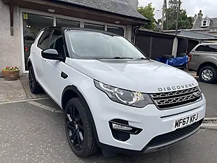 Used 2017 Land Rover Discovery Sport Se Tech White - Interior and Exterior details 10
