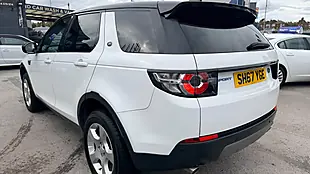 Used 2017 Land Rover Discovery Sport Se White - Interior and Exterior details 18