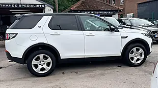Used 2017 Land Rover Discovery Sport Se White - Interior and Exterior details 2